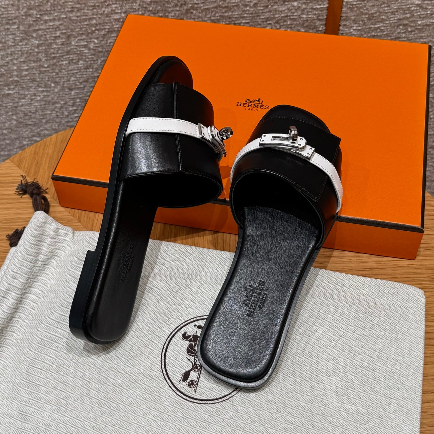 Hermes Sandals