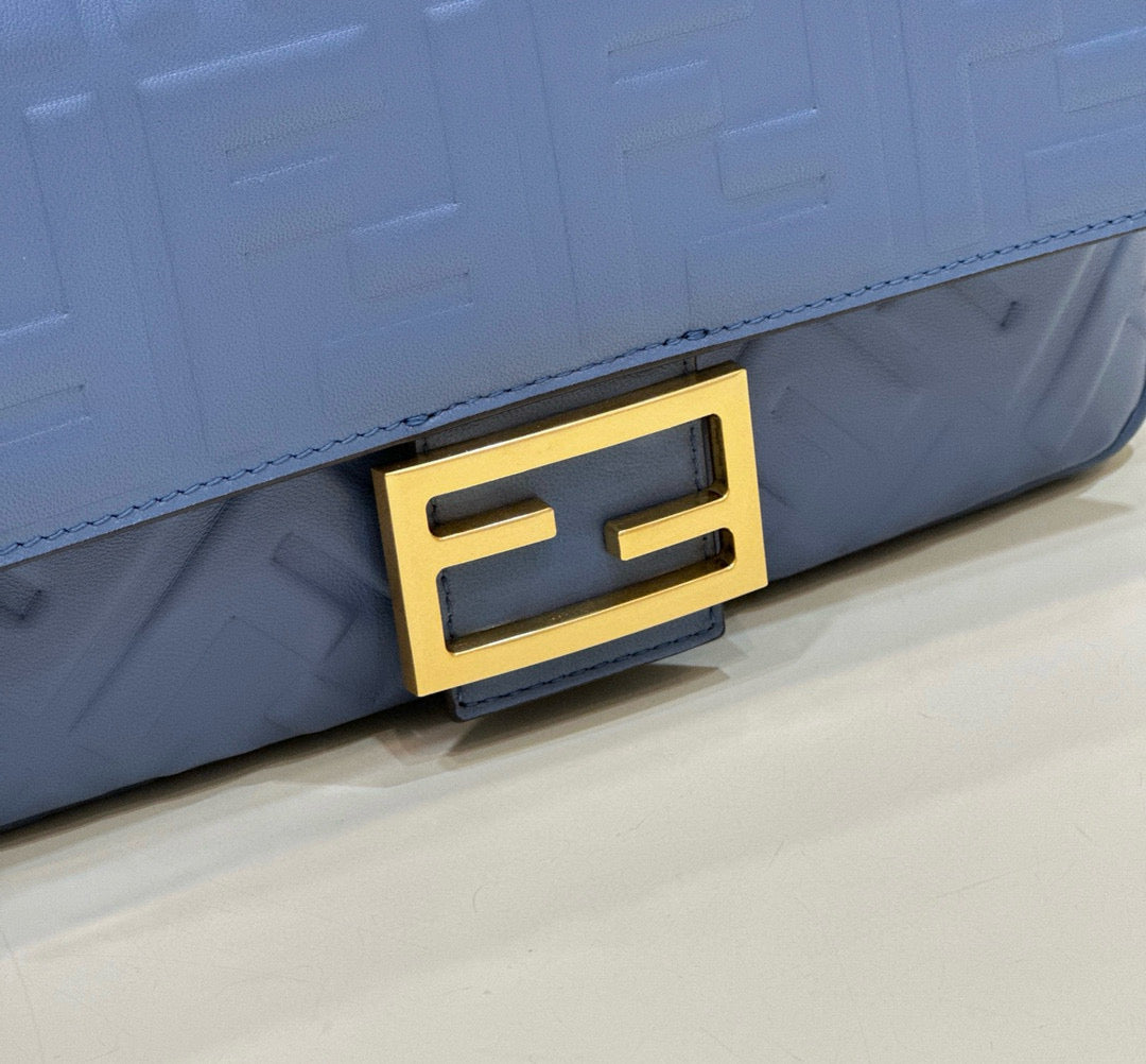 Fendi Baguette