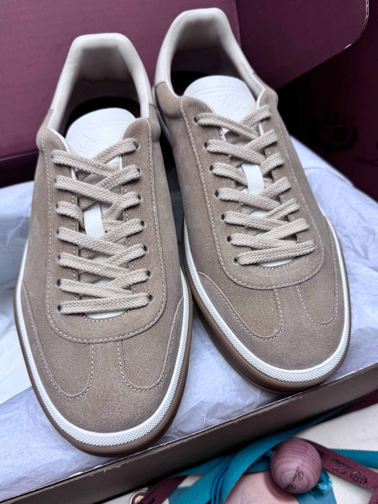 LP Sneaker