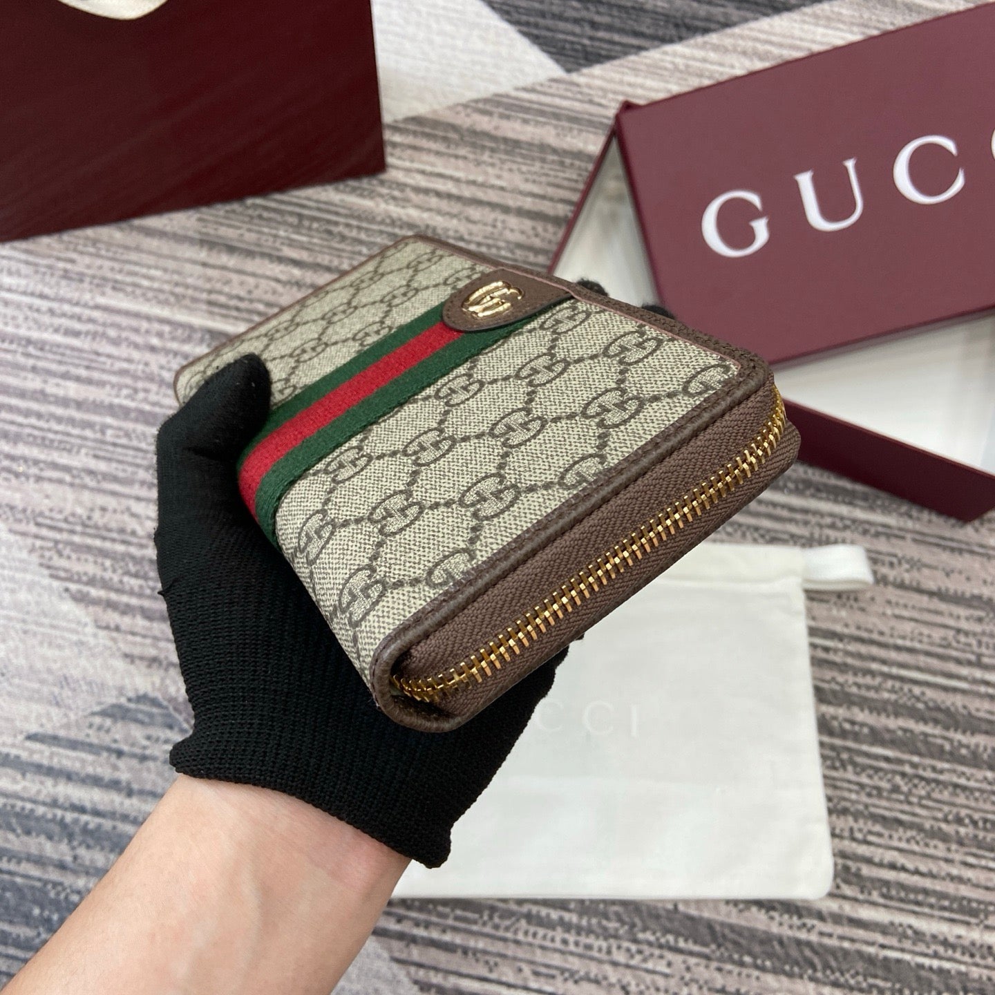 Gucci Long Zipped Wallet