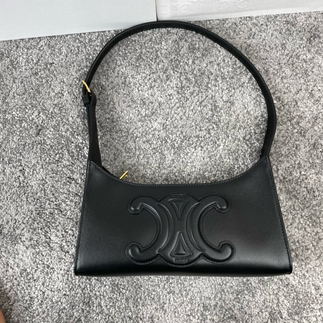 Celine Triomphe Hobo