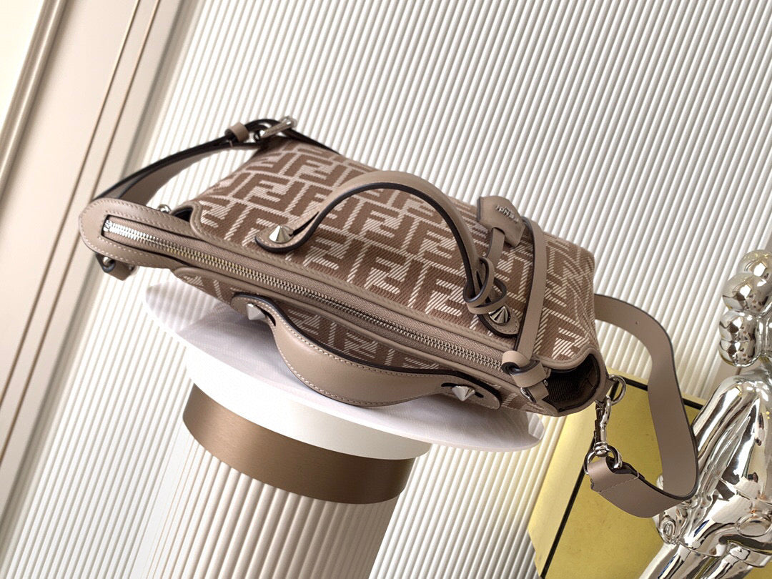 Fendi Sling bag (Medium)