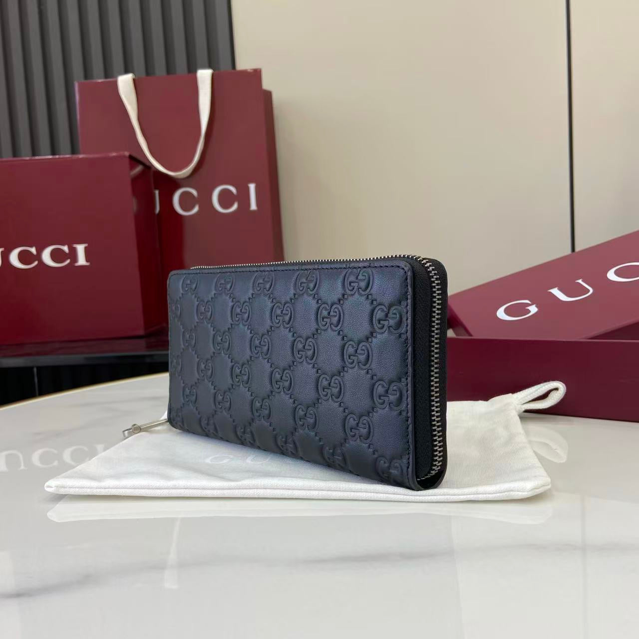Gucci Long Zipped Wallet