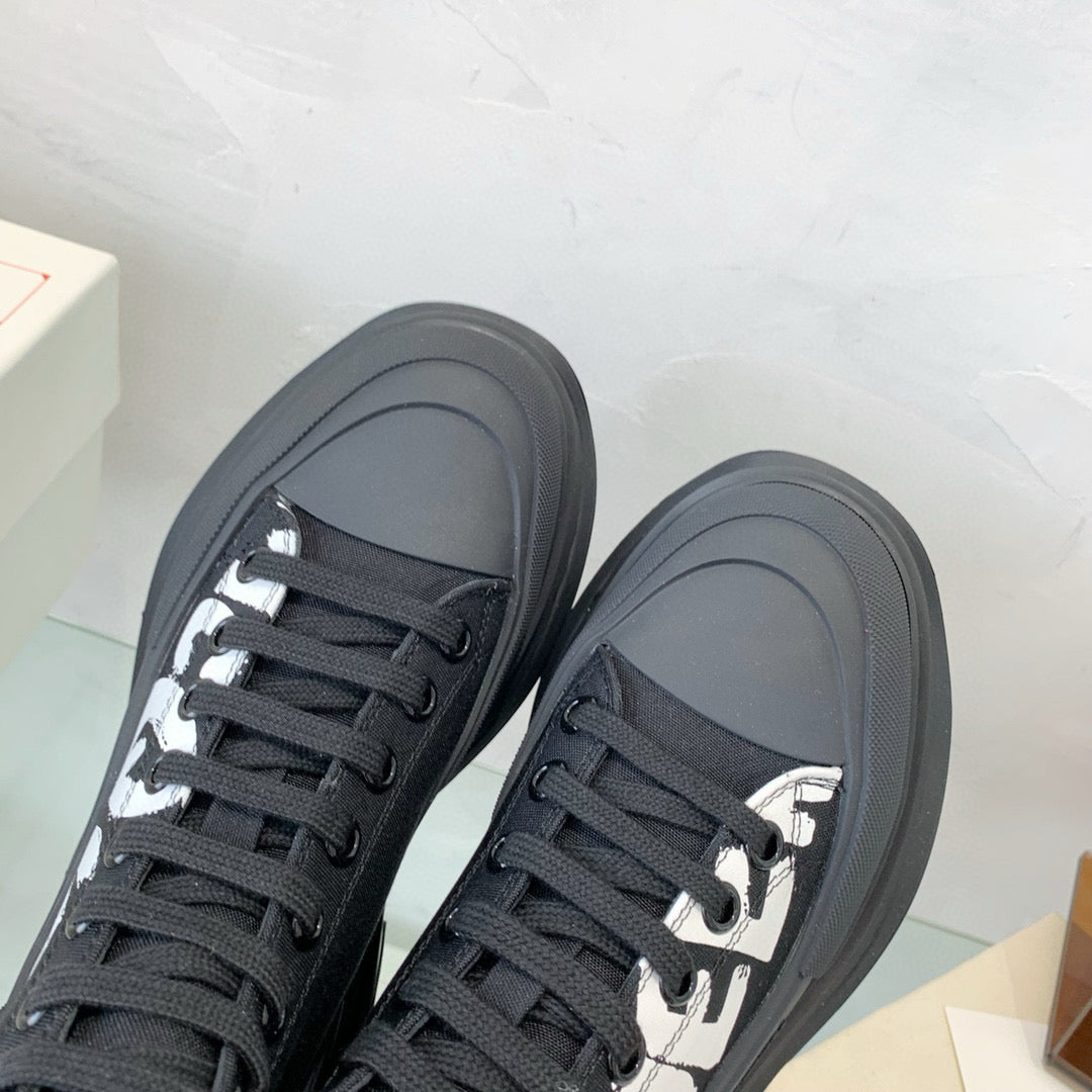 Alexander McQueen Sneakers