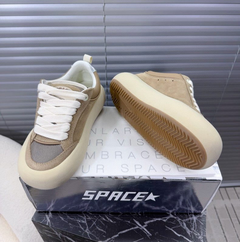 Golden Goose Sneaker