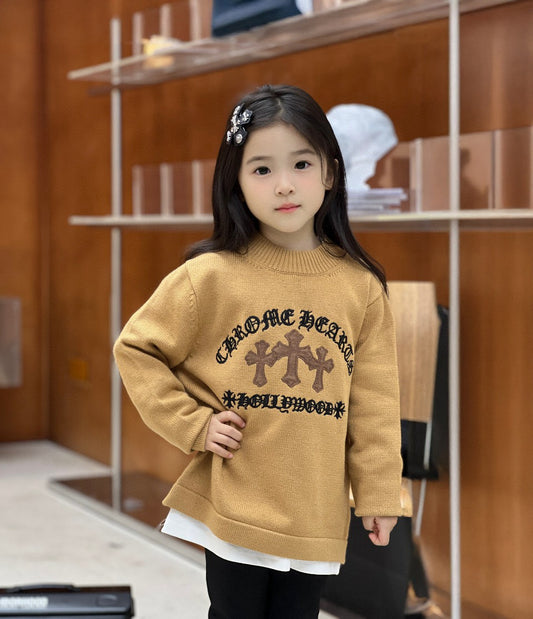 CH Sweater/Long Pant Set