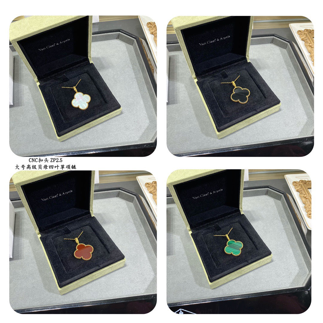 Van Cleef & Arpels Necklace