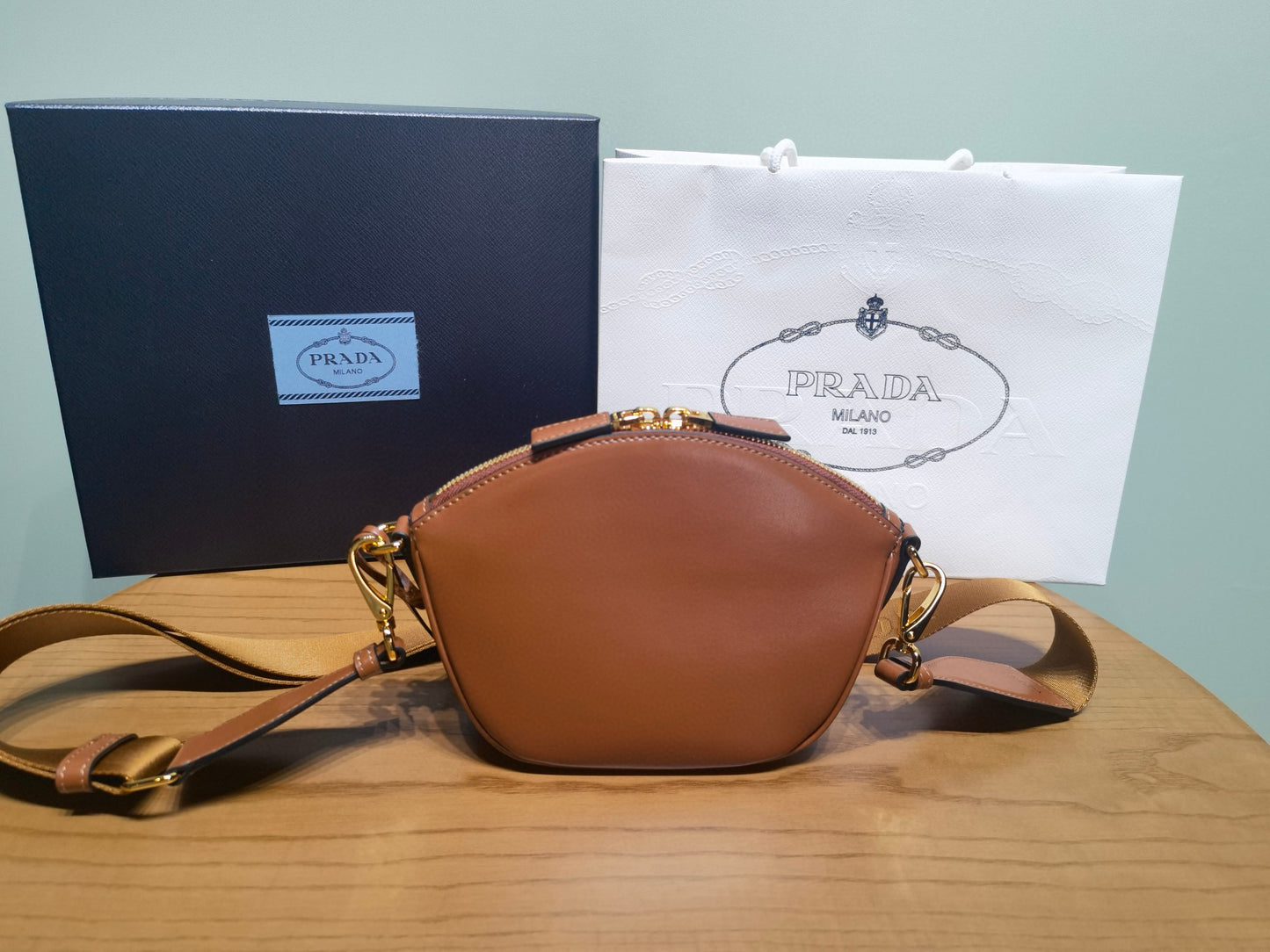 Prada Shoulder Bag 18x15x8cm