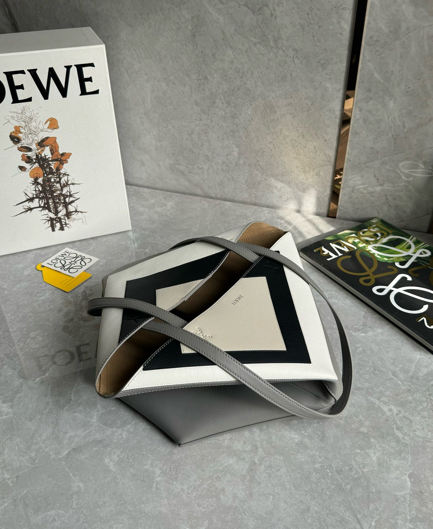 Loewe Puzzle Fold Tote Bag(25.5x14.5x31.5cm)