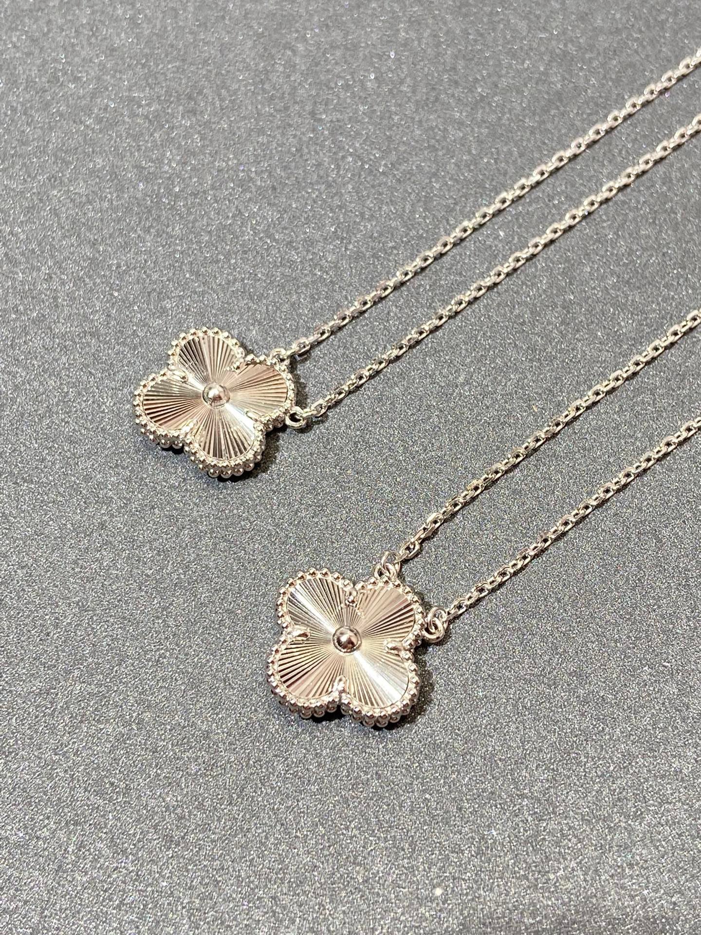 Van Cleef & Arpels Necklace