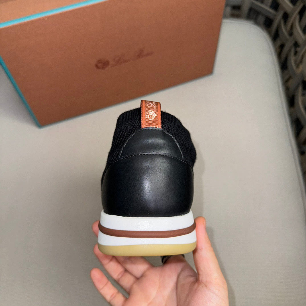 LP Sneakers