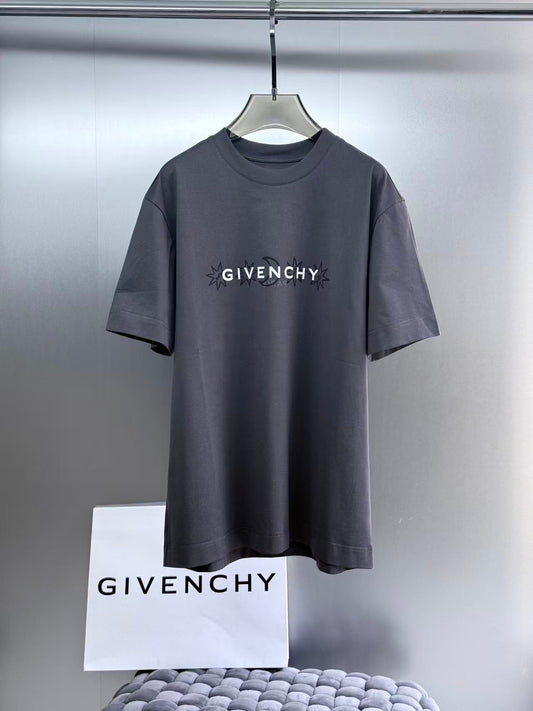 Givenchy T-Shirt