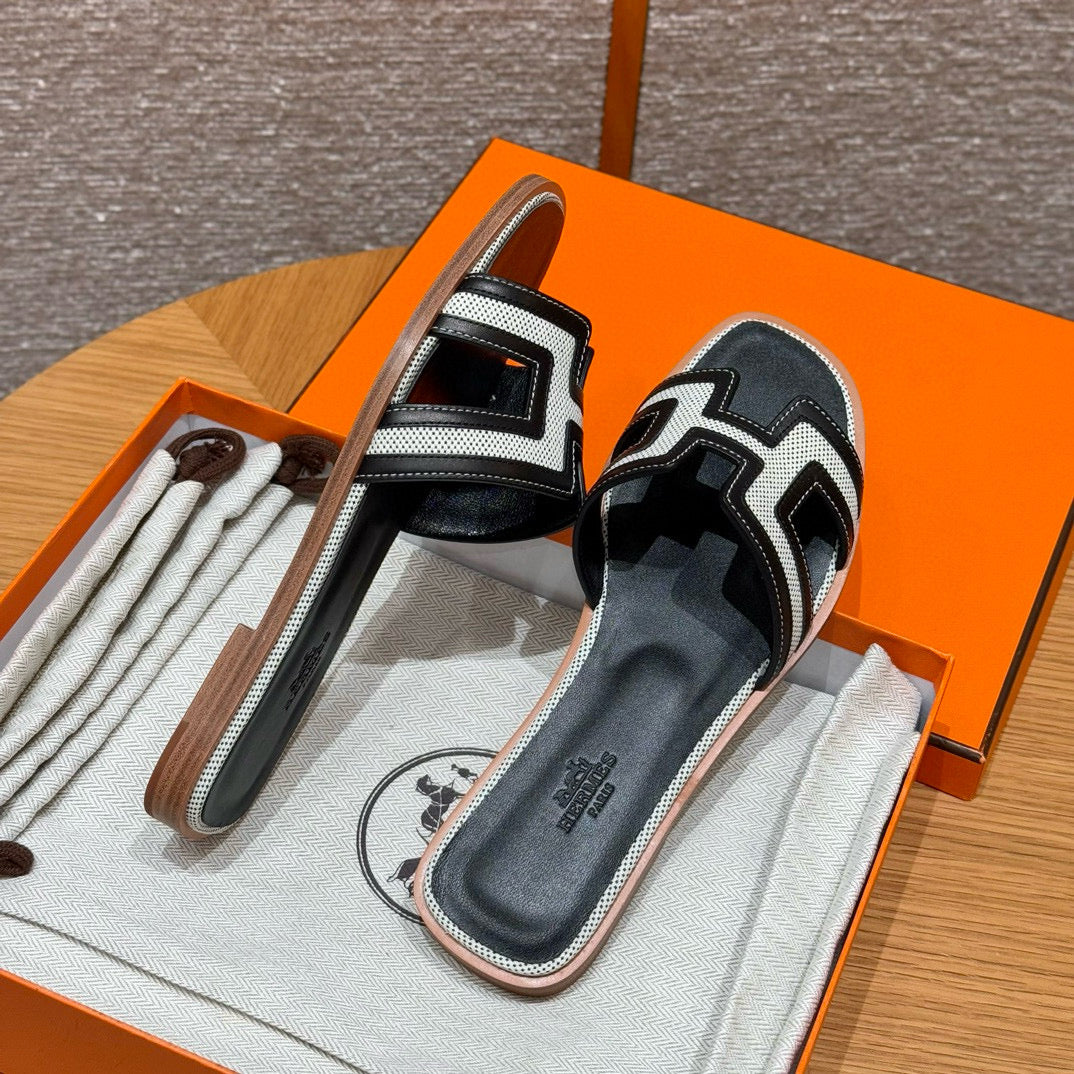 Hermes Slippers