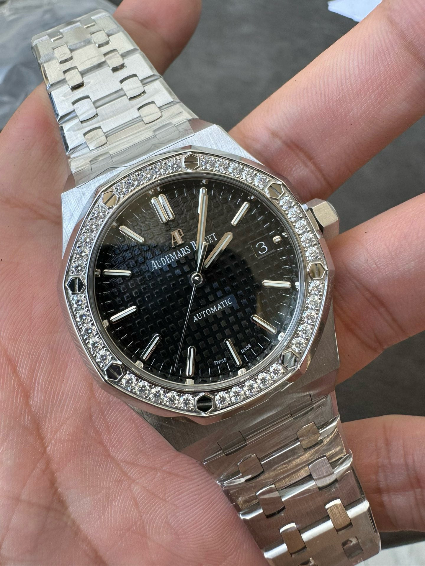 Audemars Piguet Royal Oak 15451ST 37mm