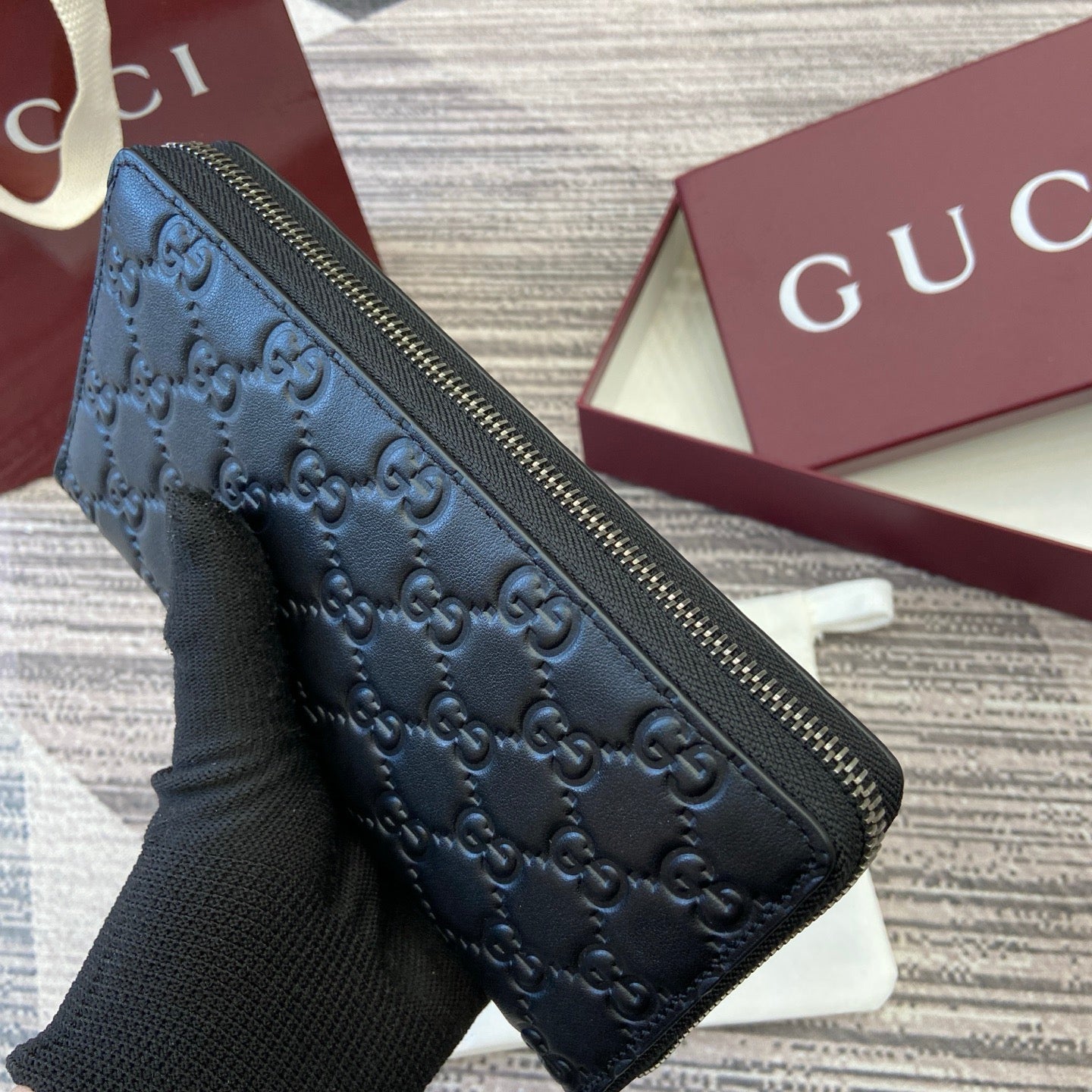 Gucci Long Zipped Wallet