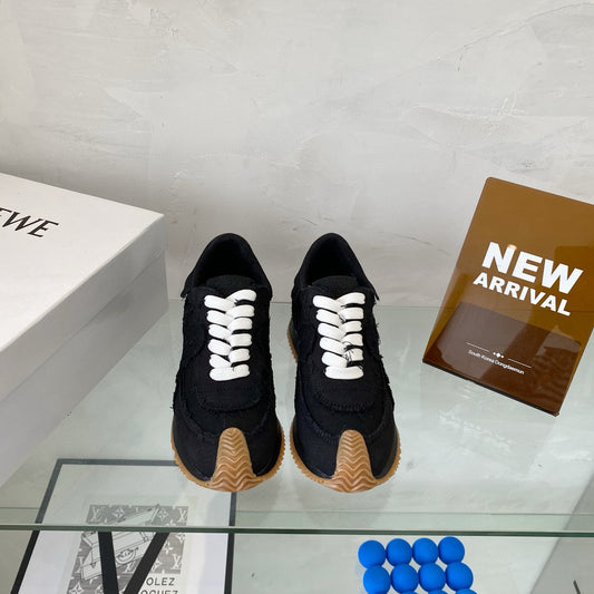 Loewe Sneakers