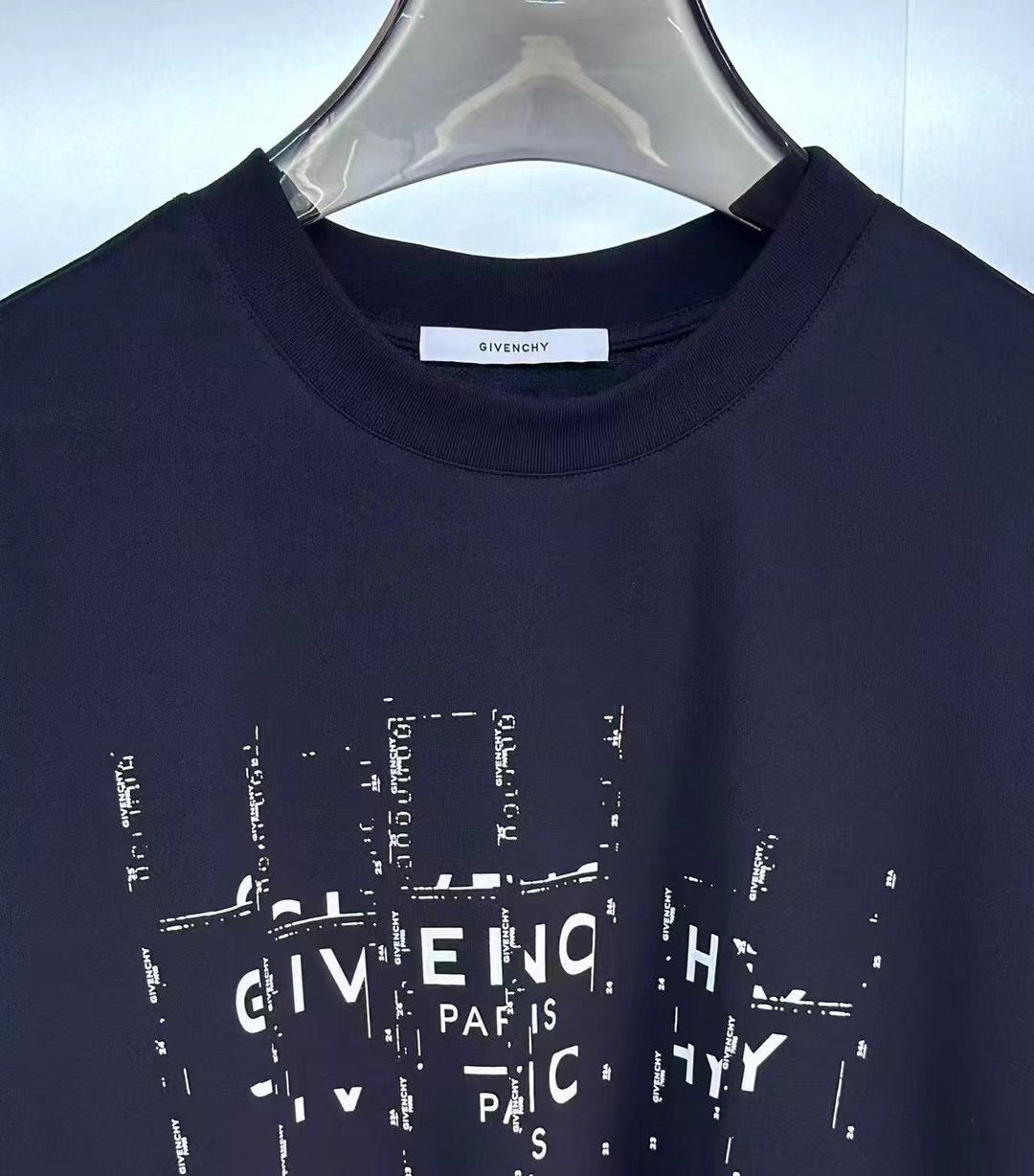 Givenchy T-Shirt