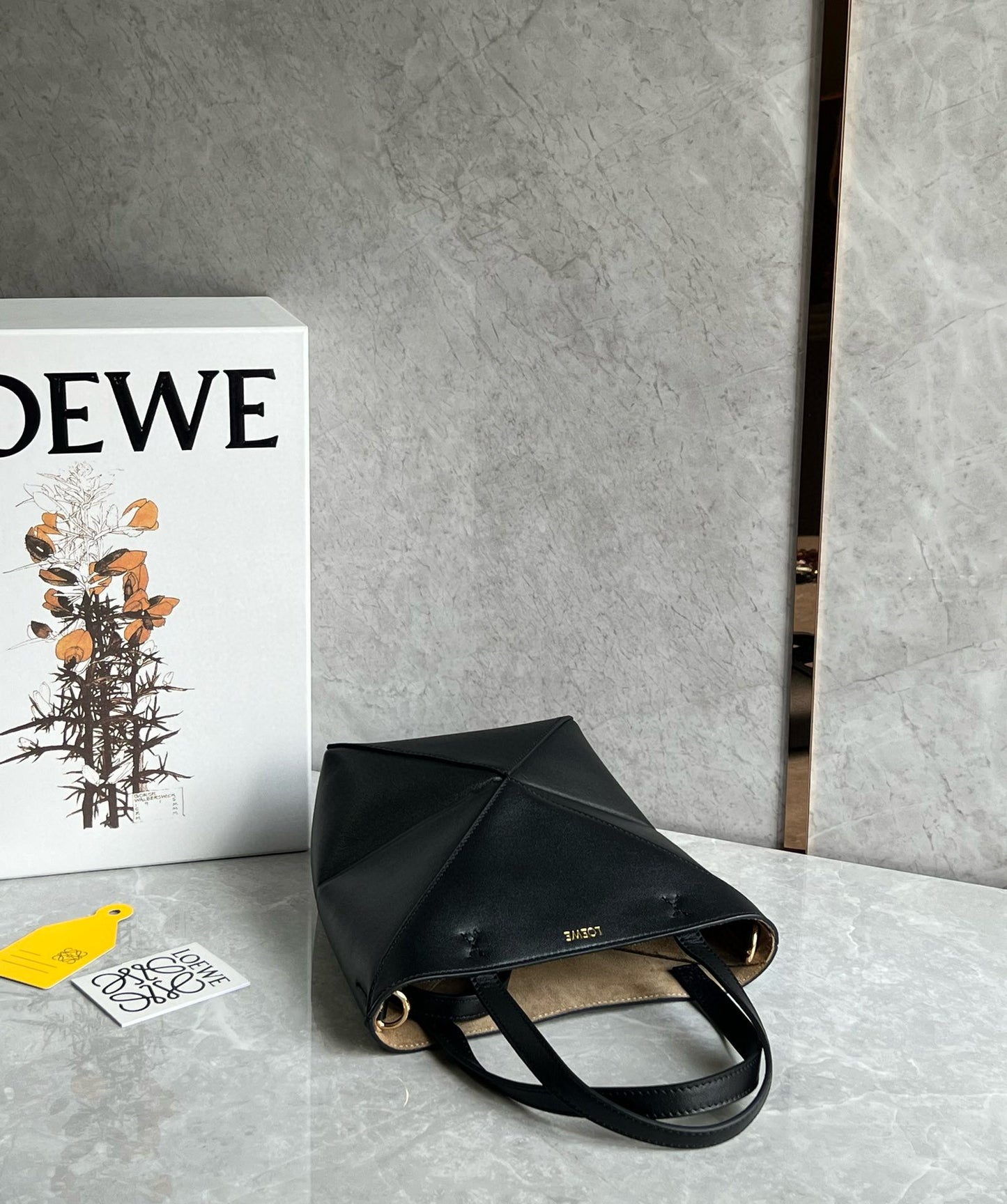 Loewe Puzzle Fold Tote Bag(20x16.5x9.5cm)