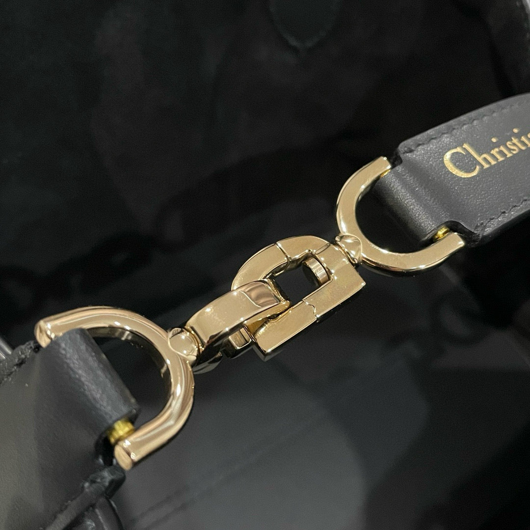 Dior Toujours Bag
