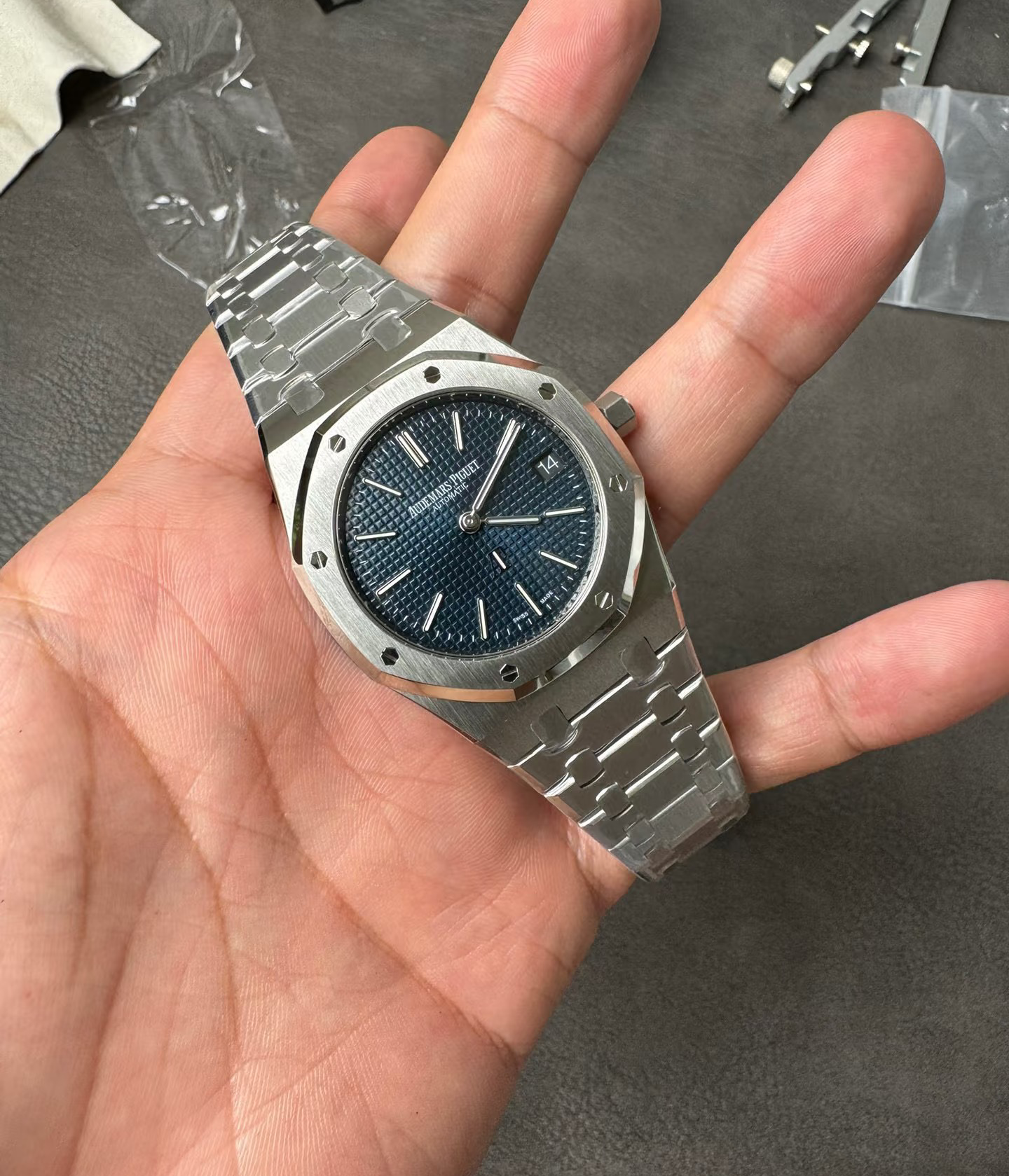 Audemars Piguet Royal Oak Selfwinding 15400ST 37mm