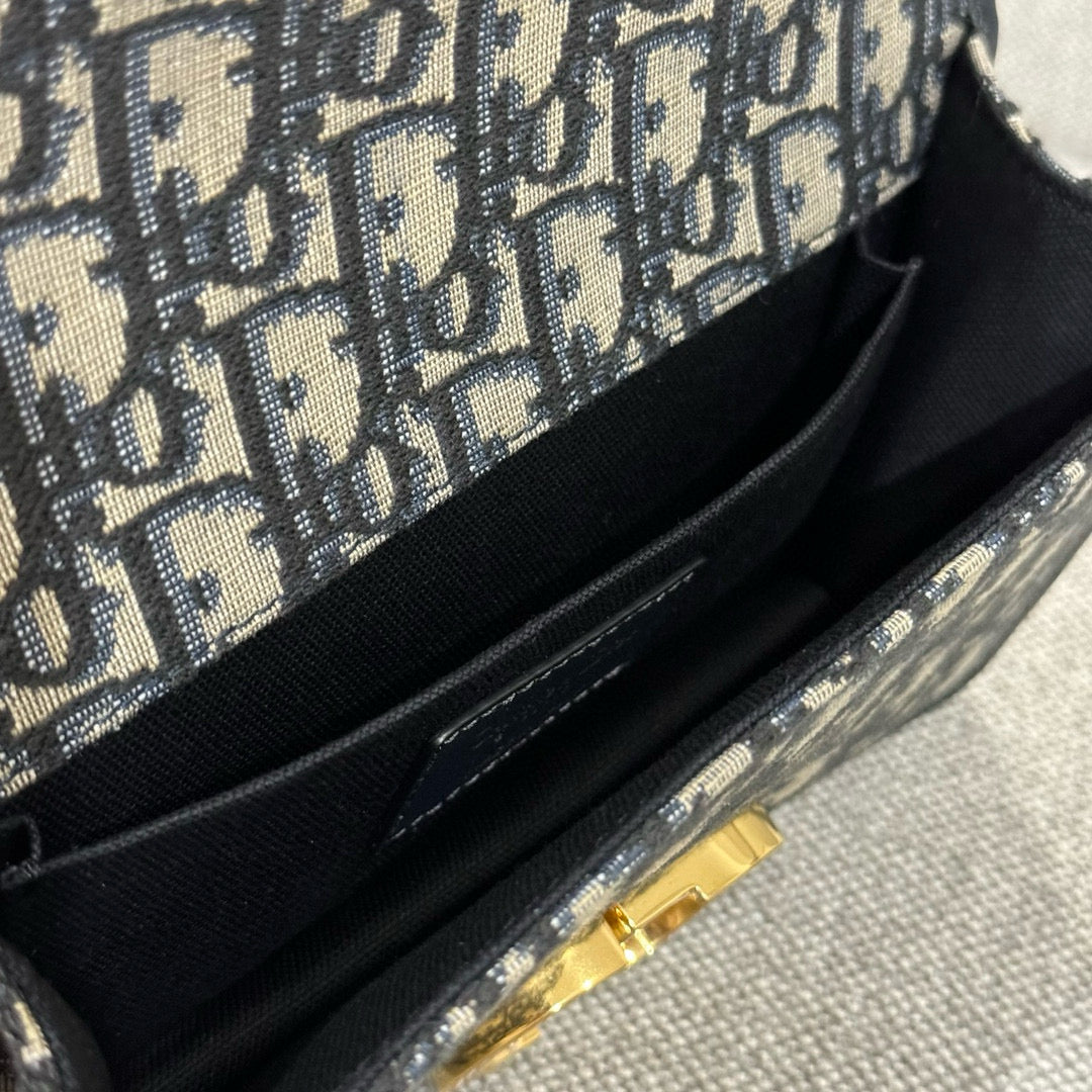 Dior Montaigne Bag