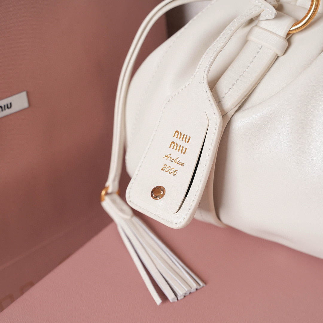 Miu Miu Shoulder Bag 32x16x10.5cm