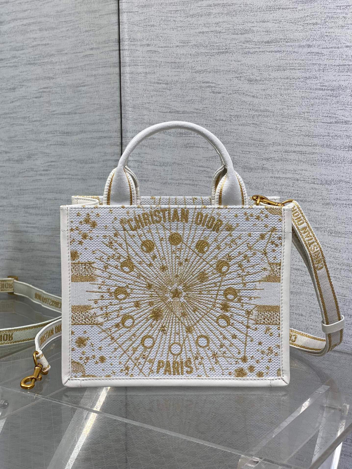 Dior Tote  26x12x21cm