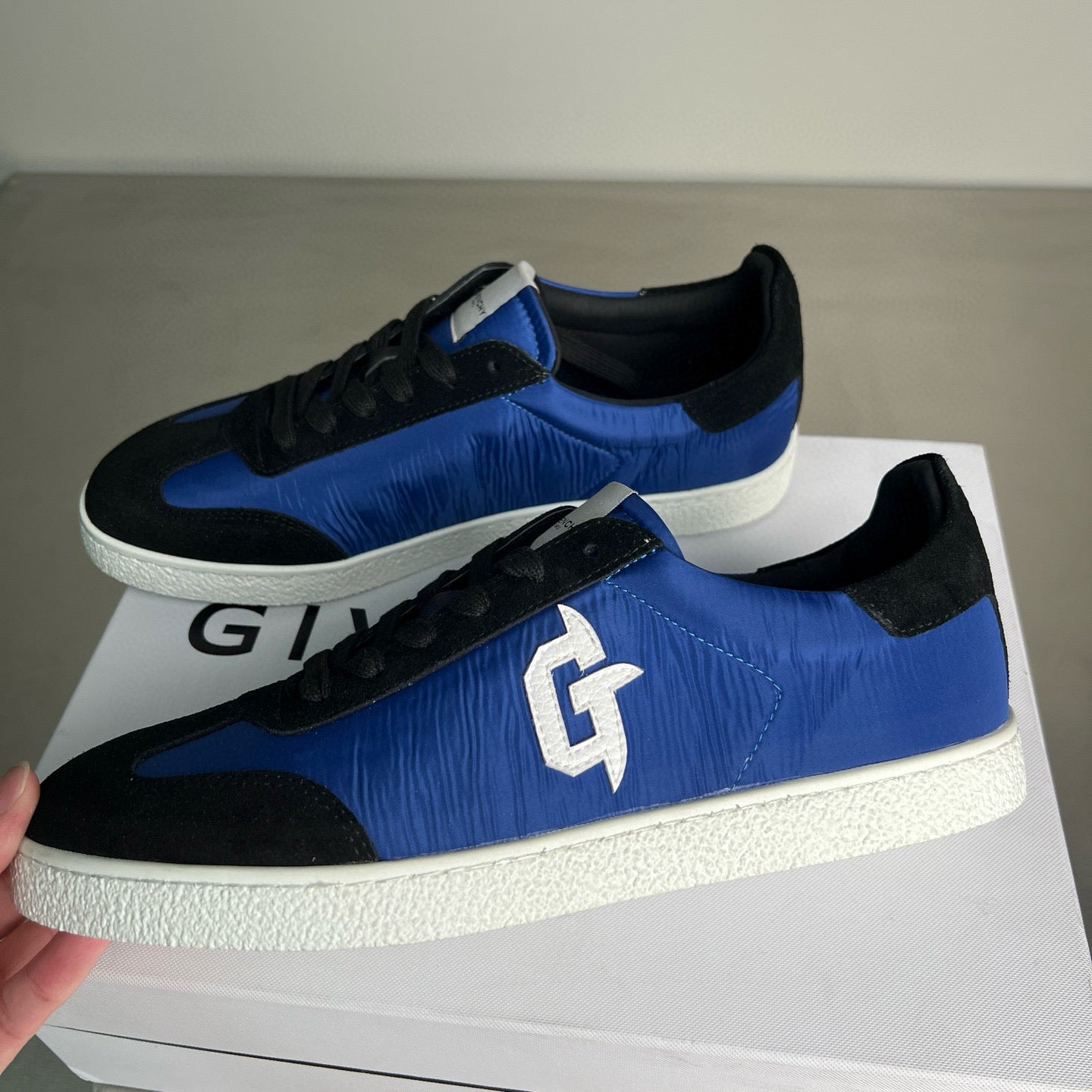 Givenchy Sneakers