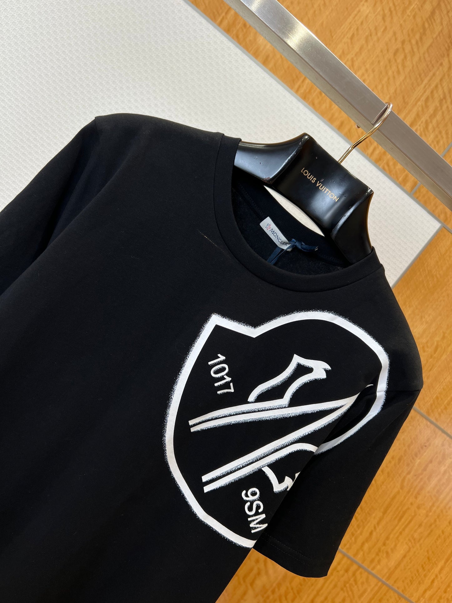 Moncler T-shirt
