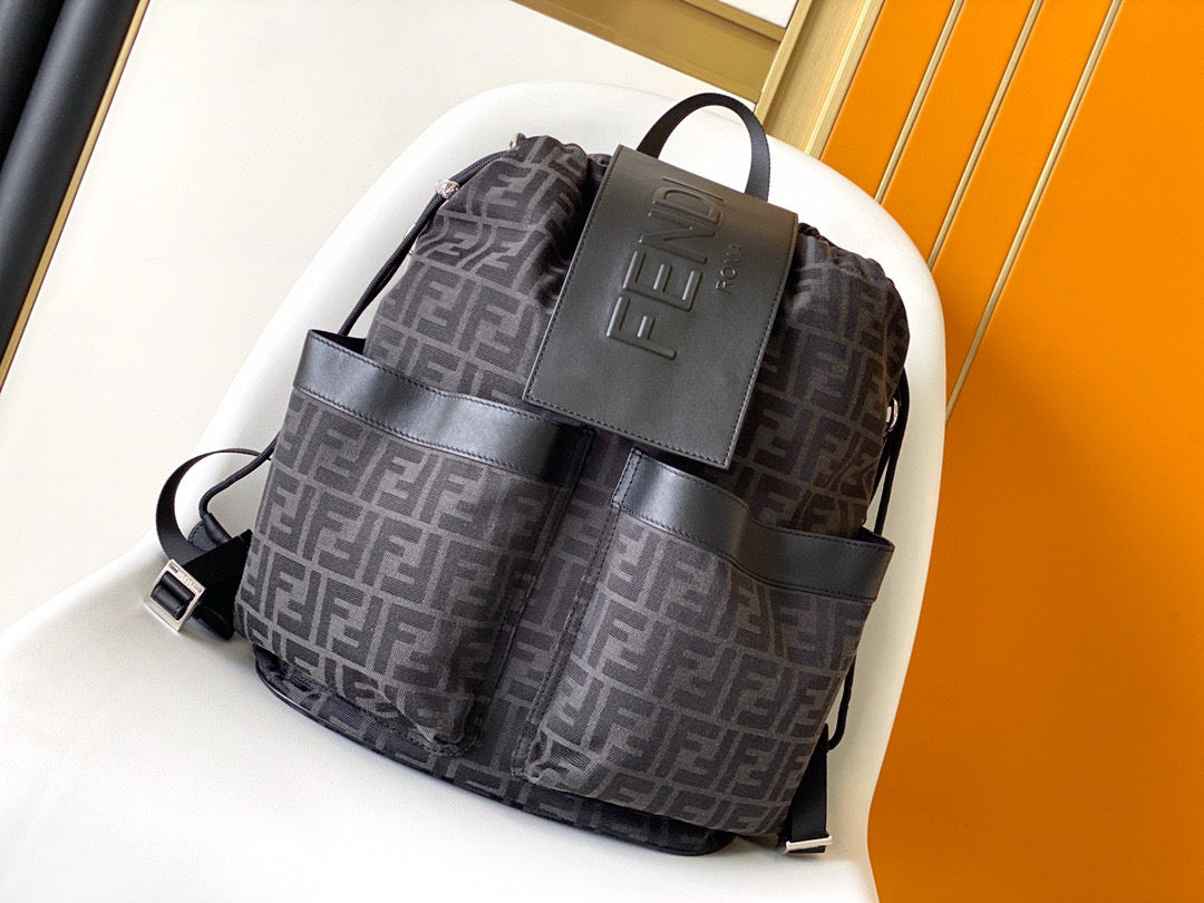 MOCHILA FENDI 30*16*41