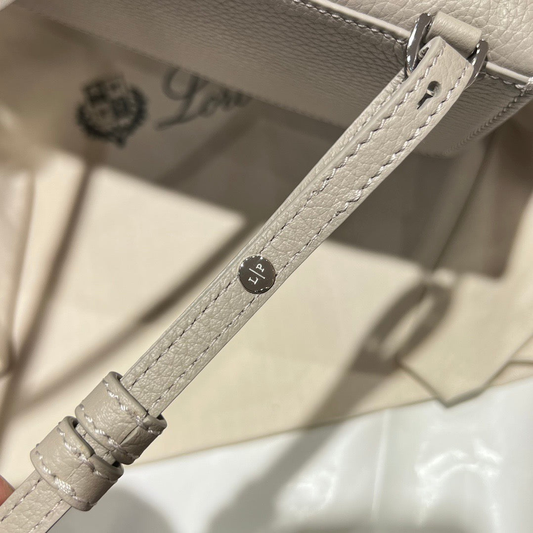 LP Extra Pocket L23.5 Backpack