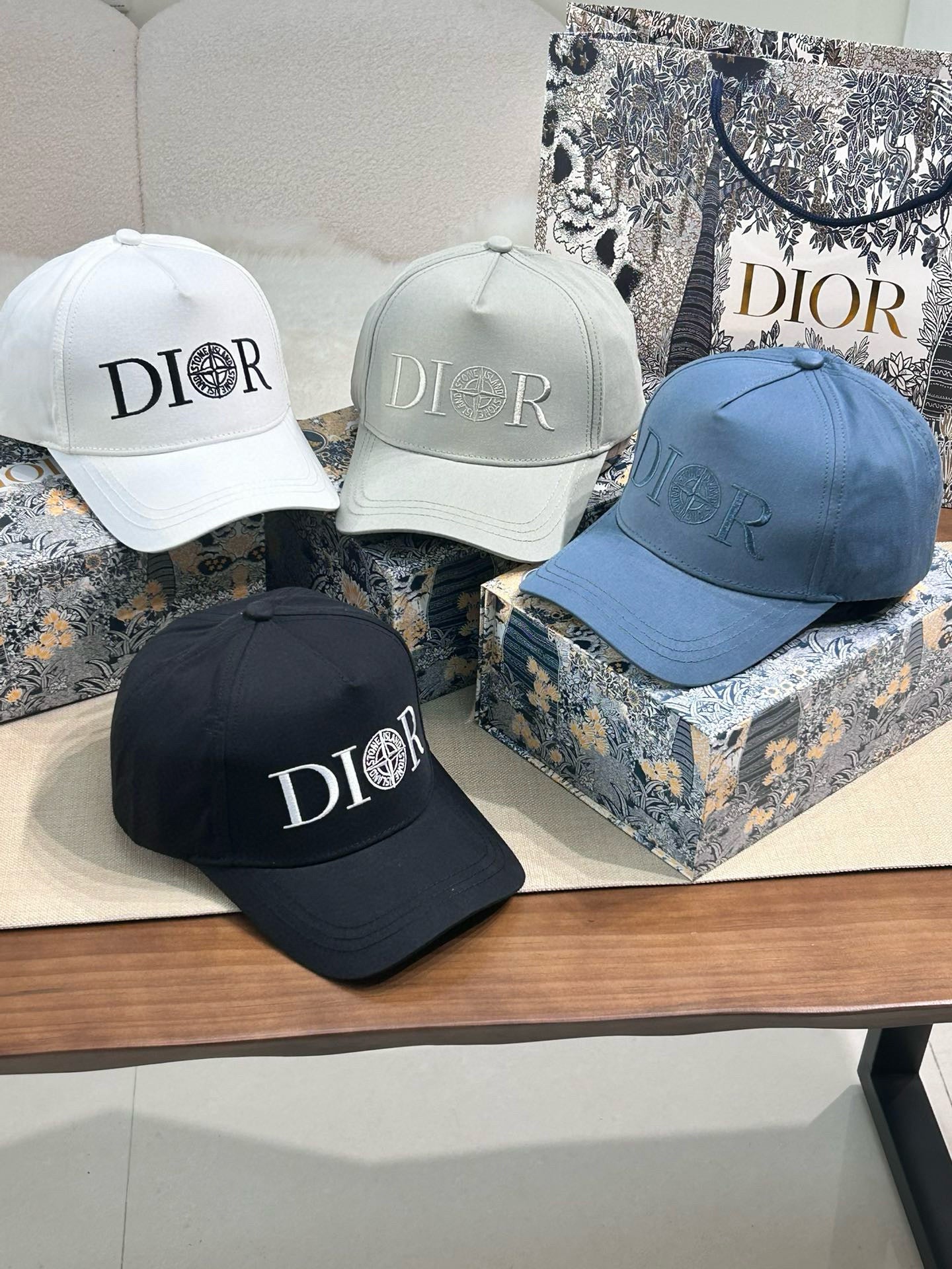 Dior Cap