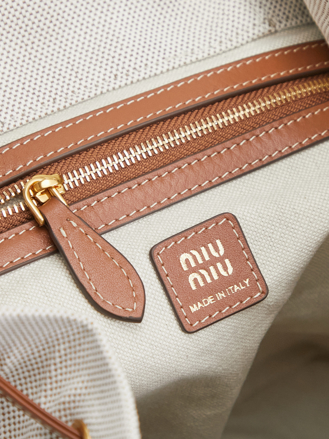 Miu Miu Backpack 29.5x25x12.5cm