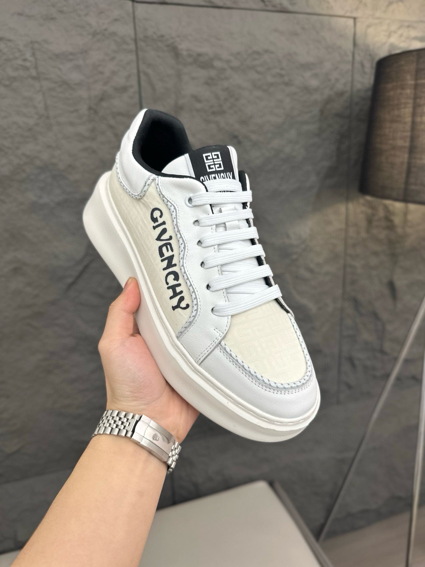 Givenchy Sneakers