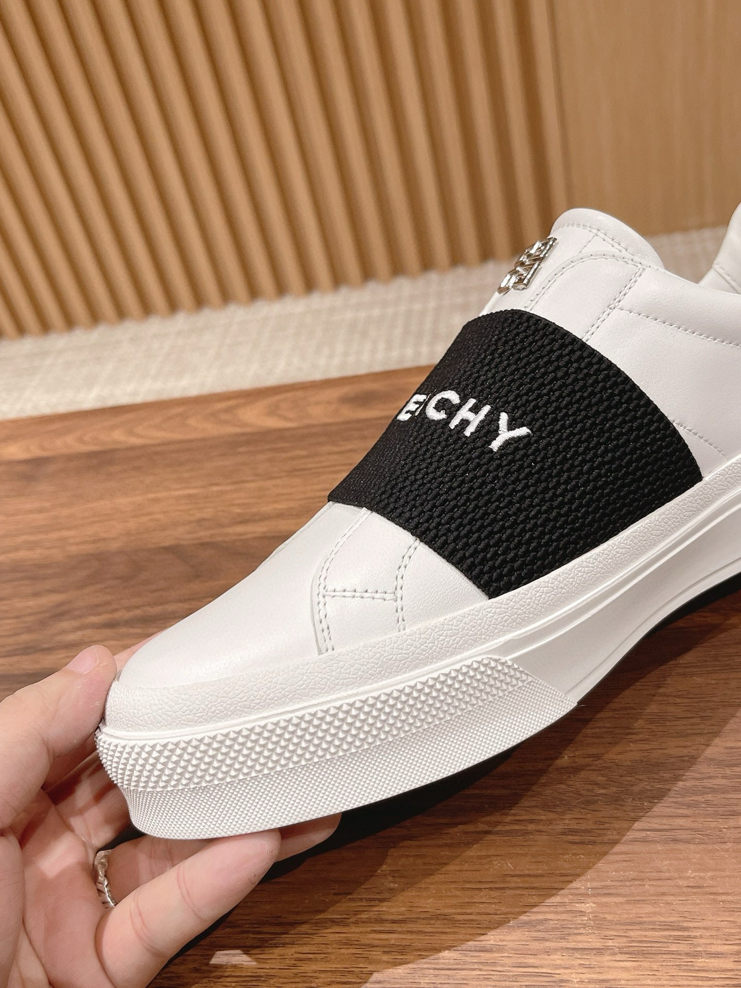 Givenchy Sneakers