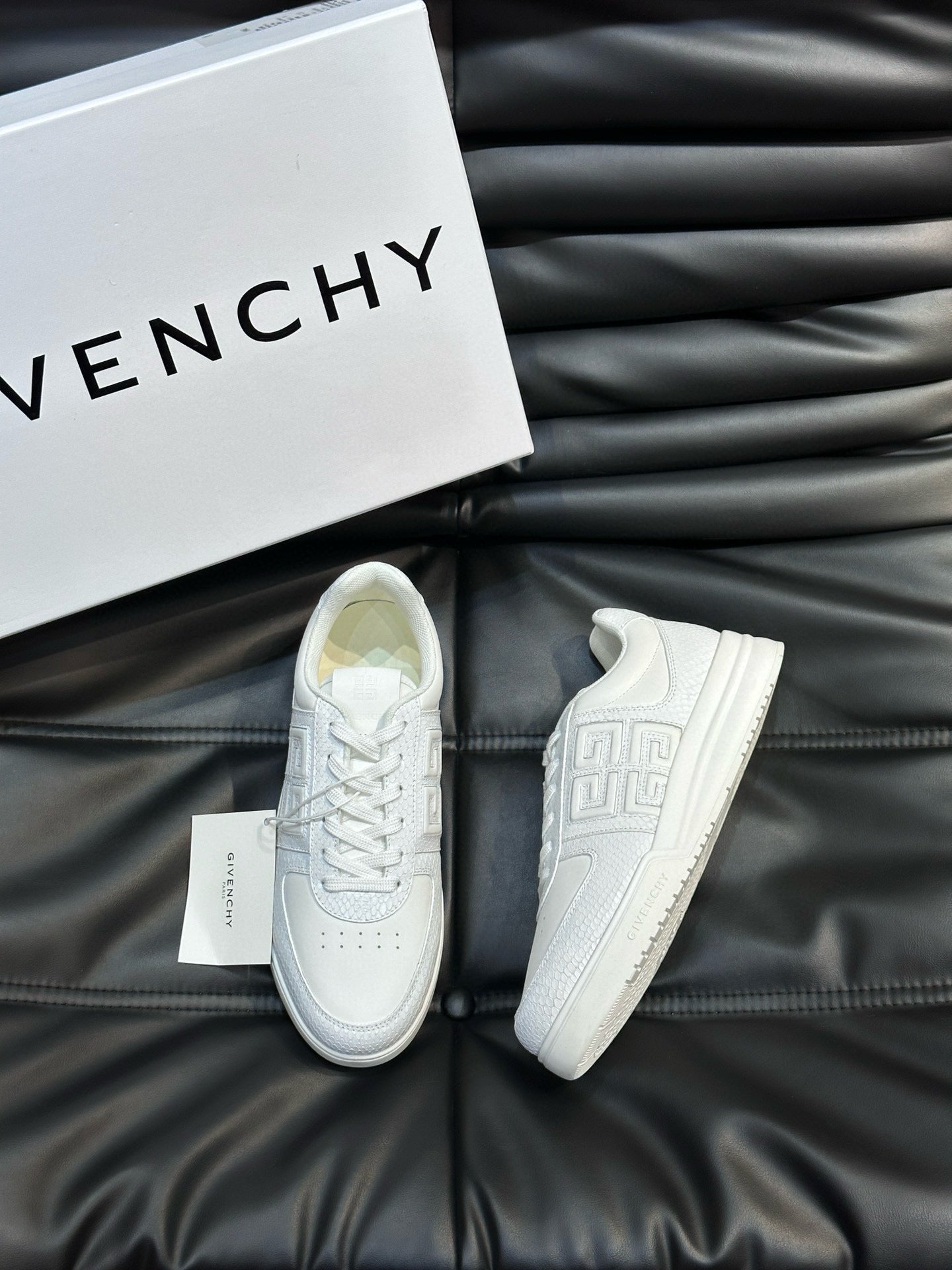 Givenchy Sneakers