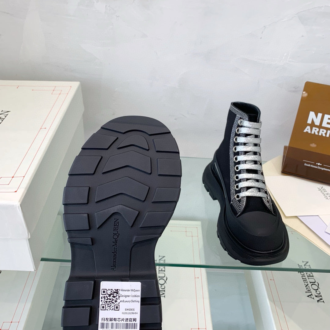 Alexander McQueen Sneakers