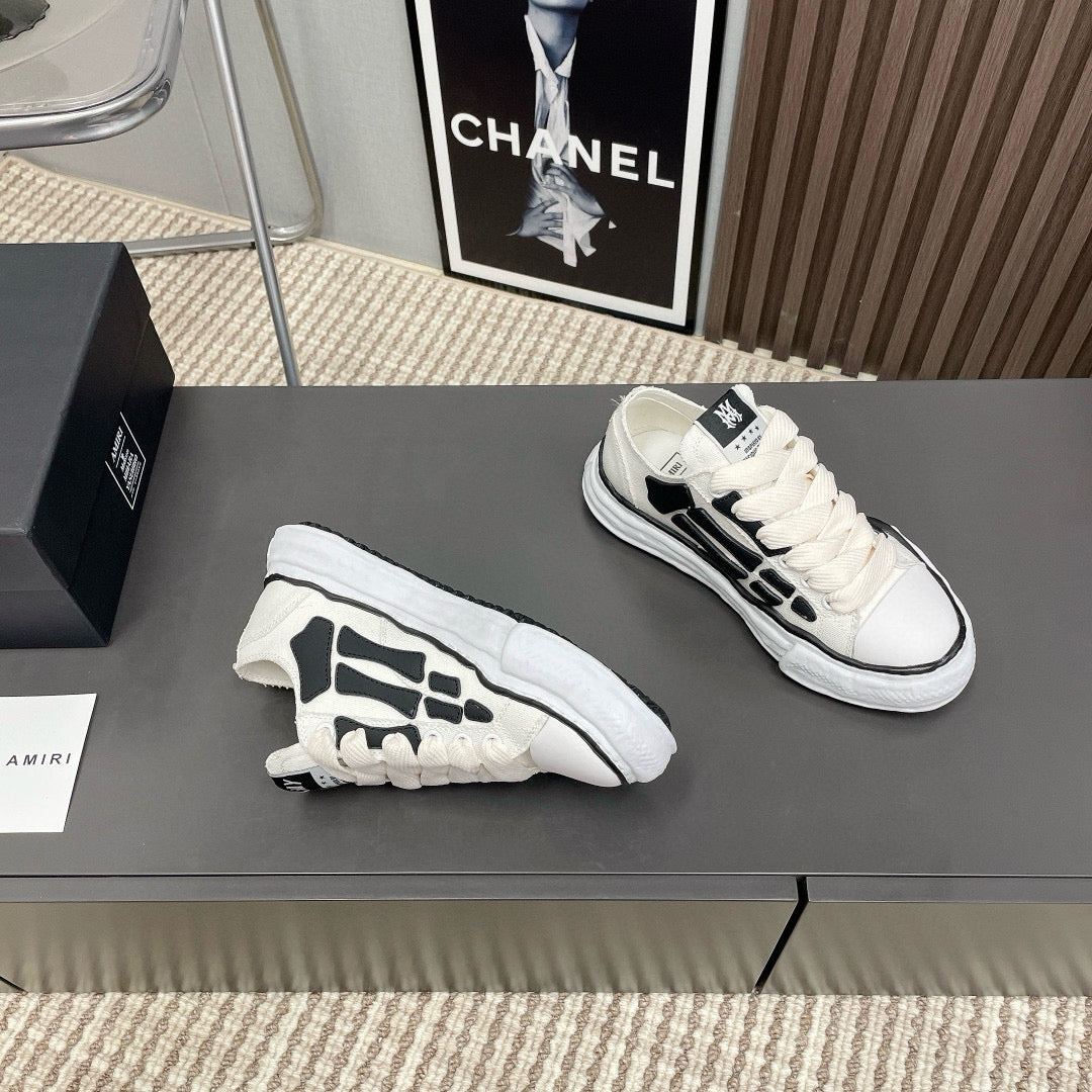 Amiri Sneakers