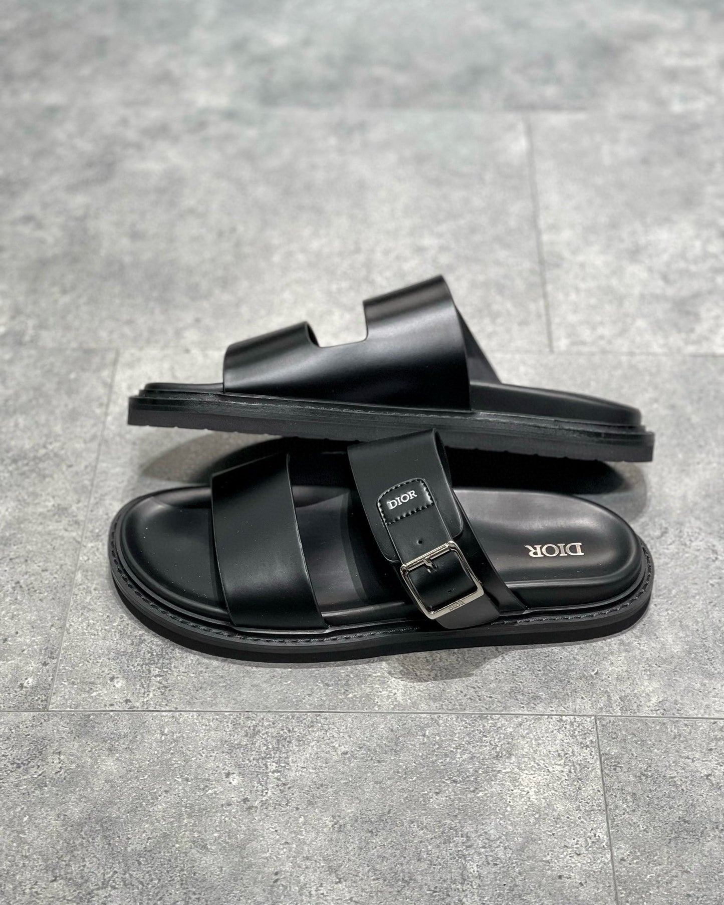 CD SANDALS