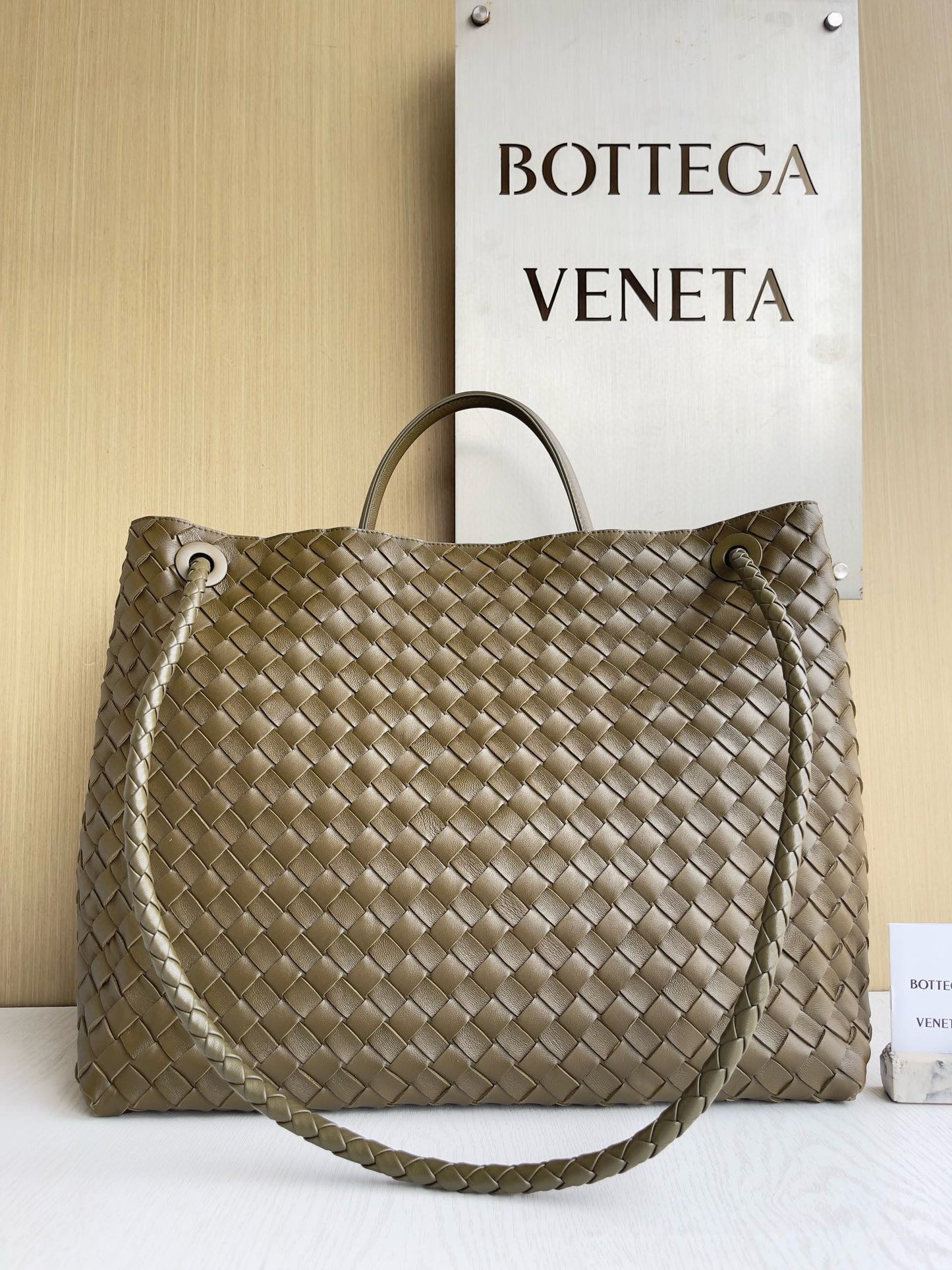Bottega Veneta Shoulder Bag