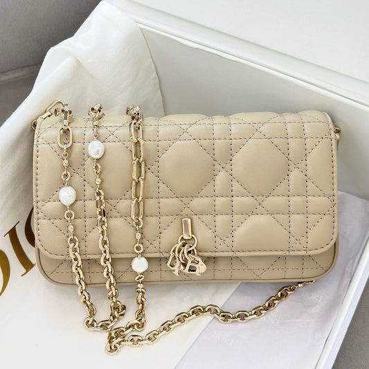 Dior WOC