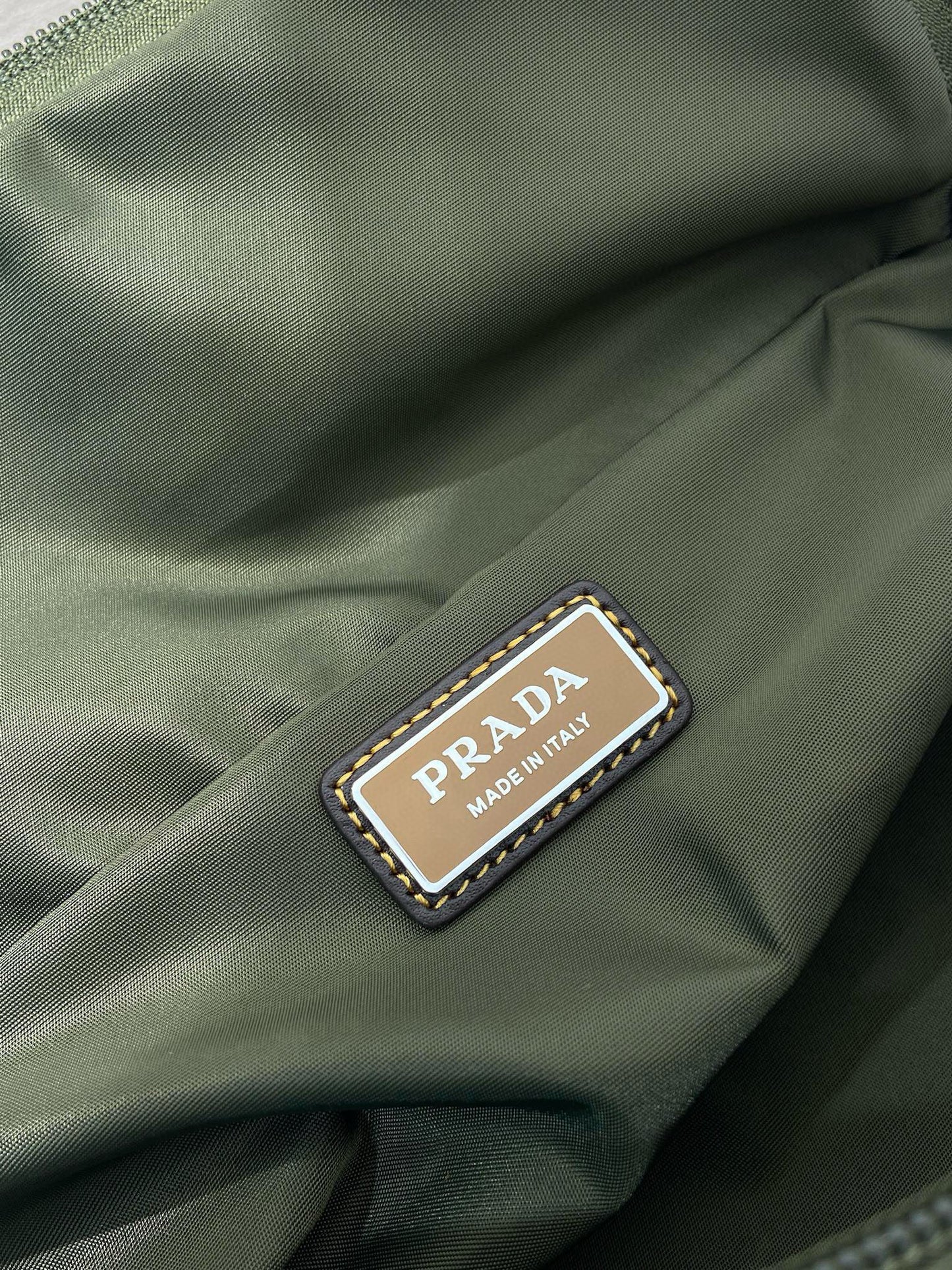 Prada Messenger Bag 20x13x9CM