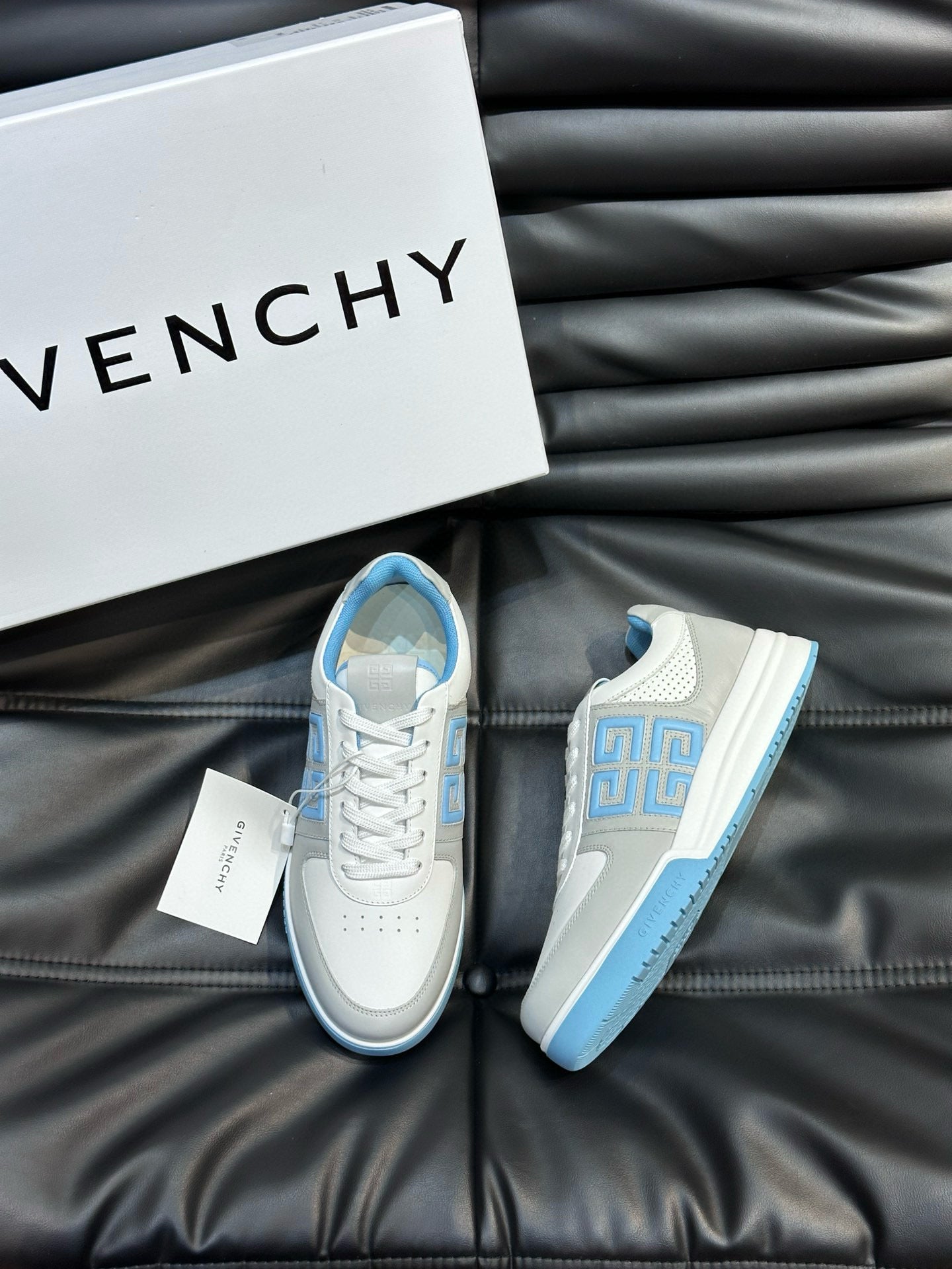 Givenchy Sneakers