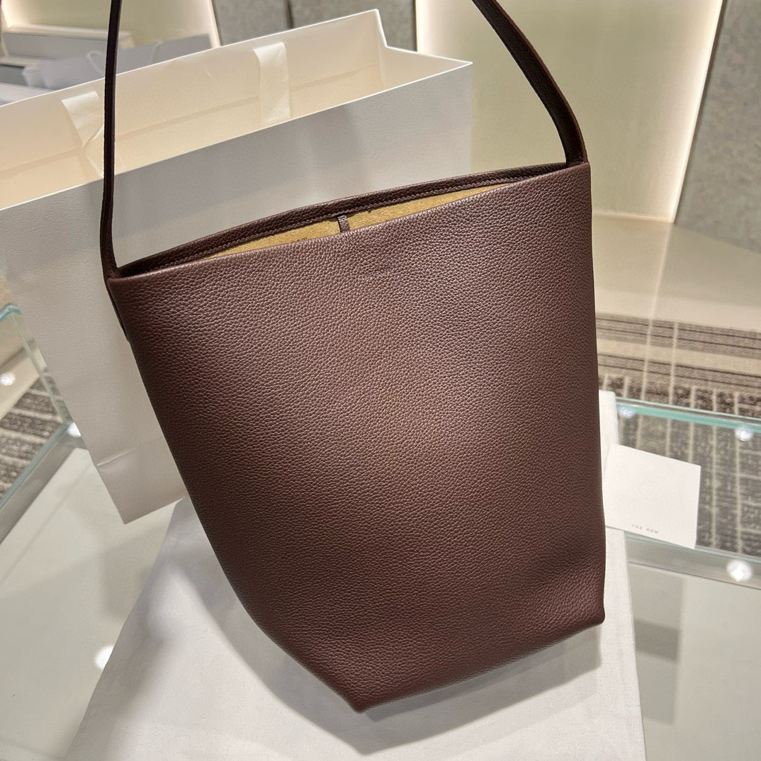 The Row Bucket Bag(30CM*28CM*15.5CM)