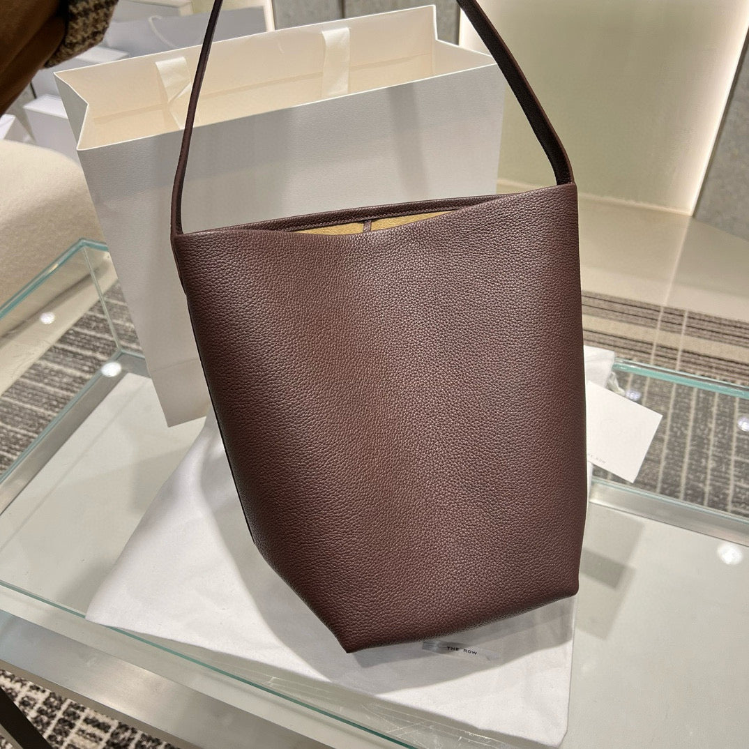 The Row Bucket Bag(30CM*28CM*15.5CM)