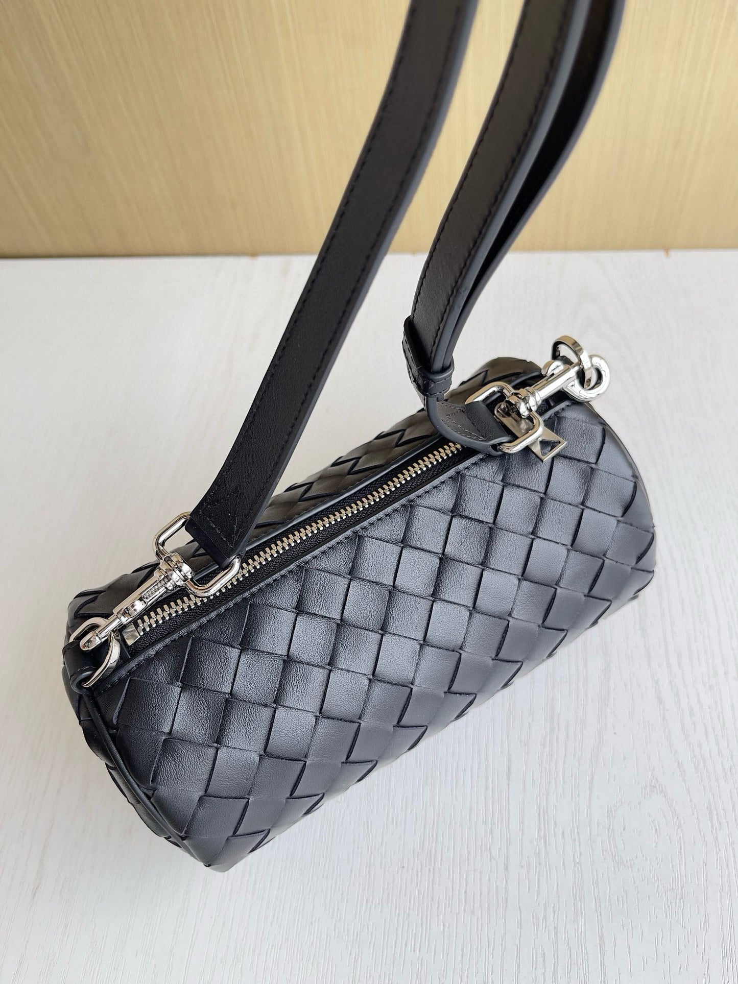 BV Cylinder Bag Mini