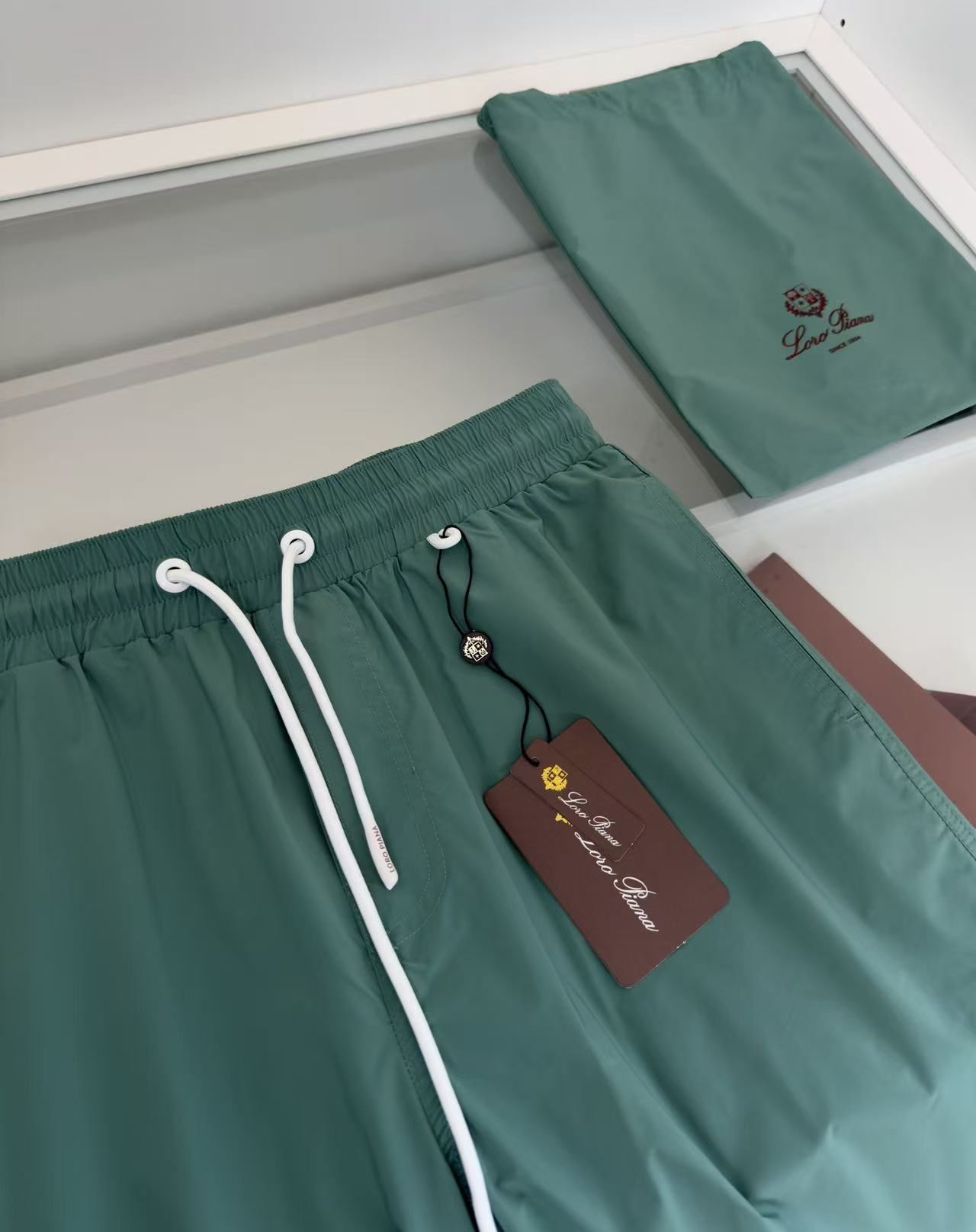 LP Short Pants