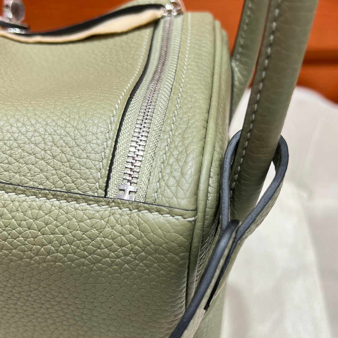 Hermes Lindy 26