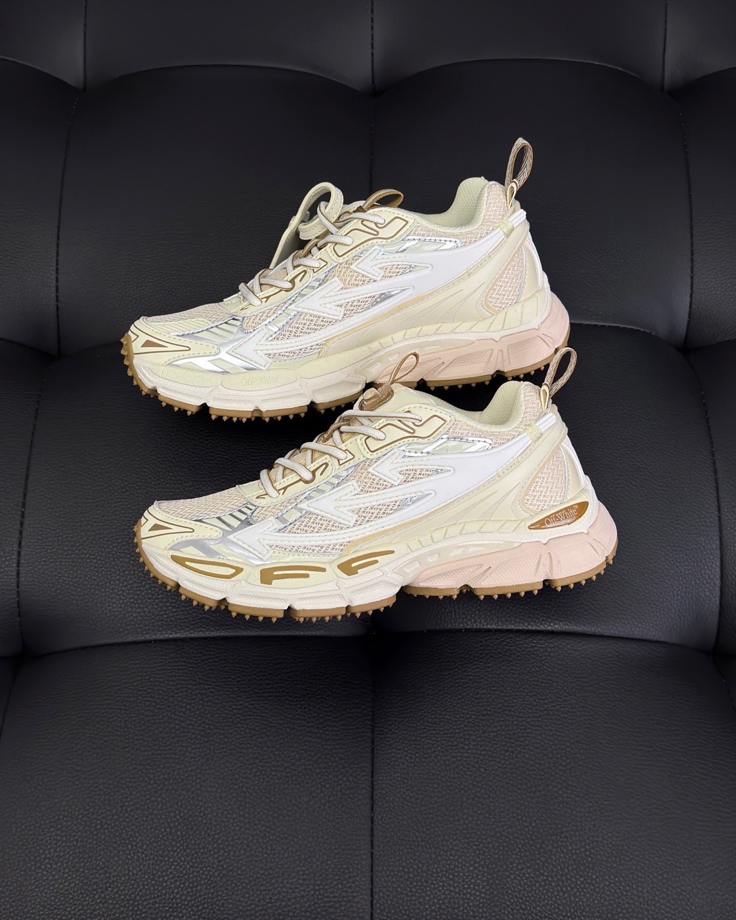 Off-White ODSY 1000 Sneaker