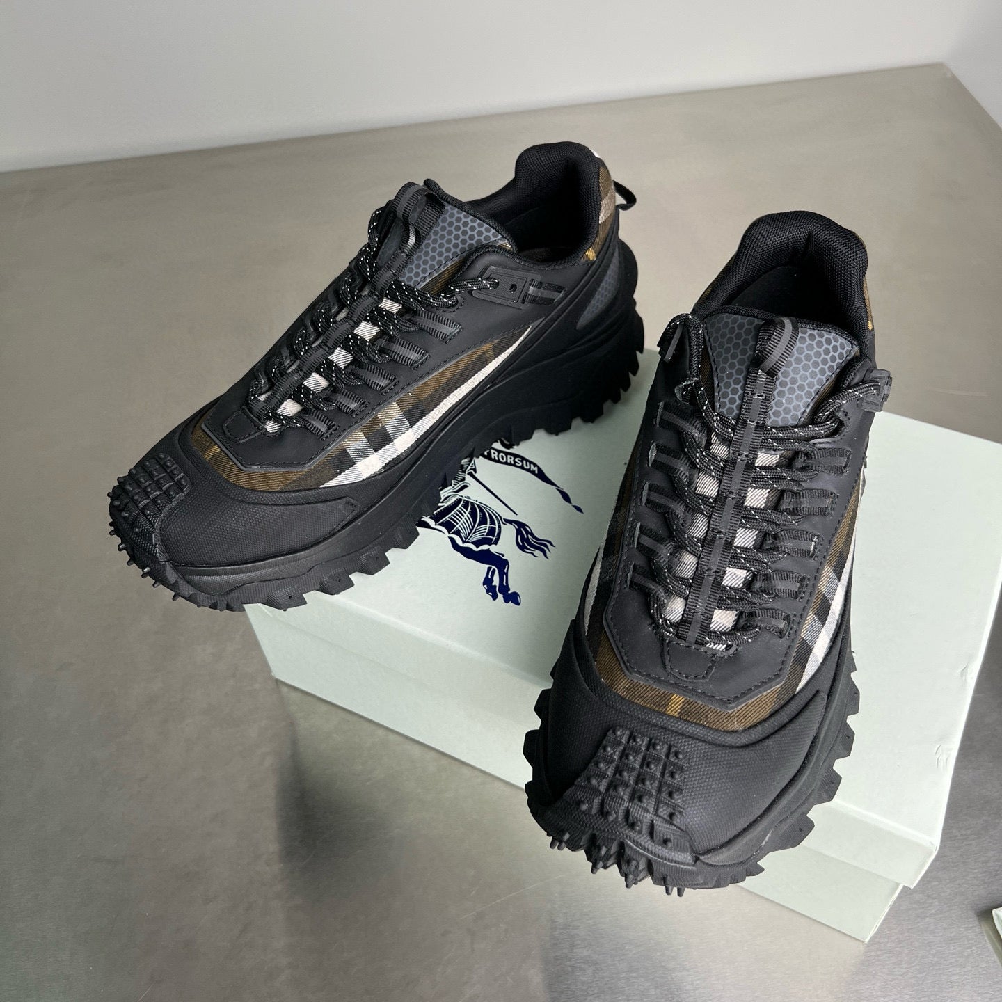 Burberry Sneakers